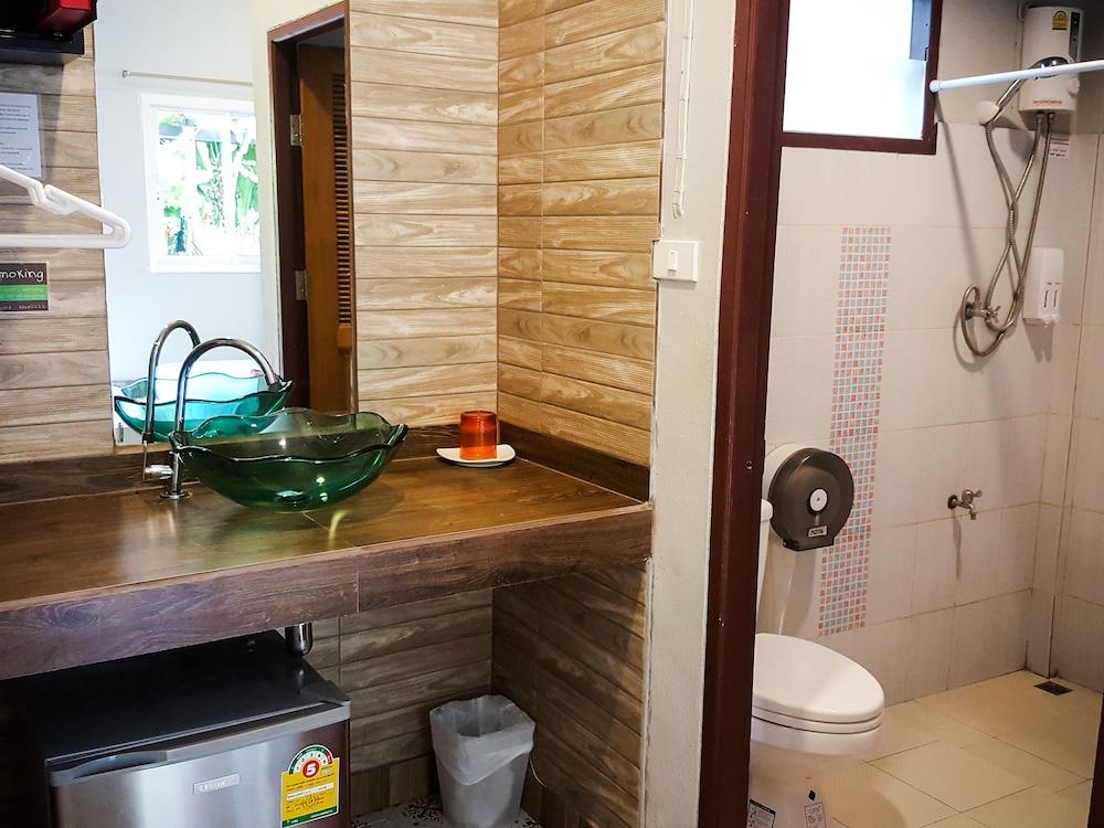 Glur Hostel Ao Nang Εξωτερικό φωτογραφία