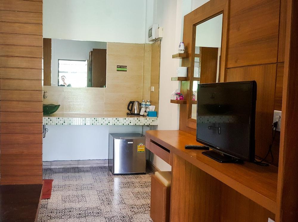 Glur Hostel Ao Nang Εξωτερικό φωτογραφία