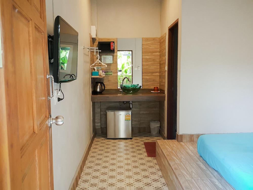Glur Hostel Ao Nang Εξωτερικό φωτογραφία